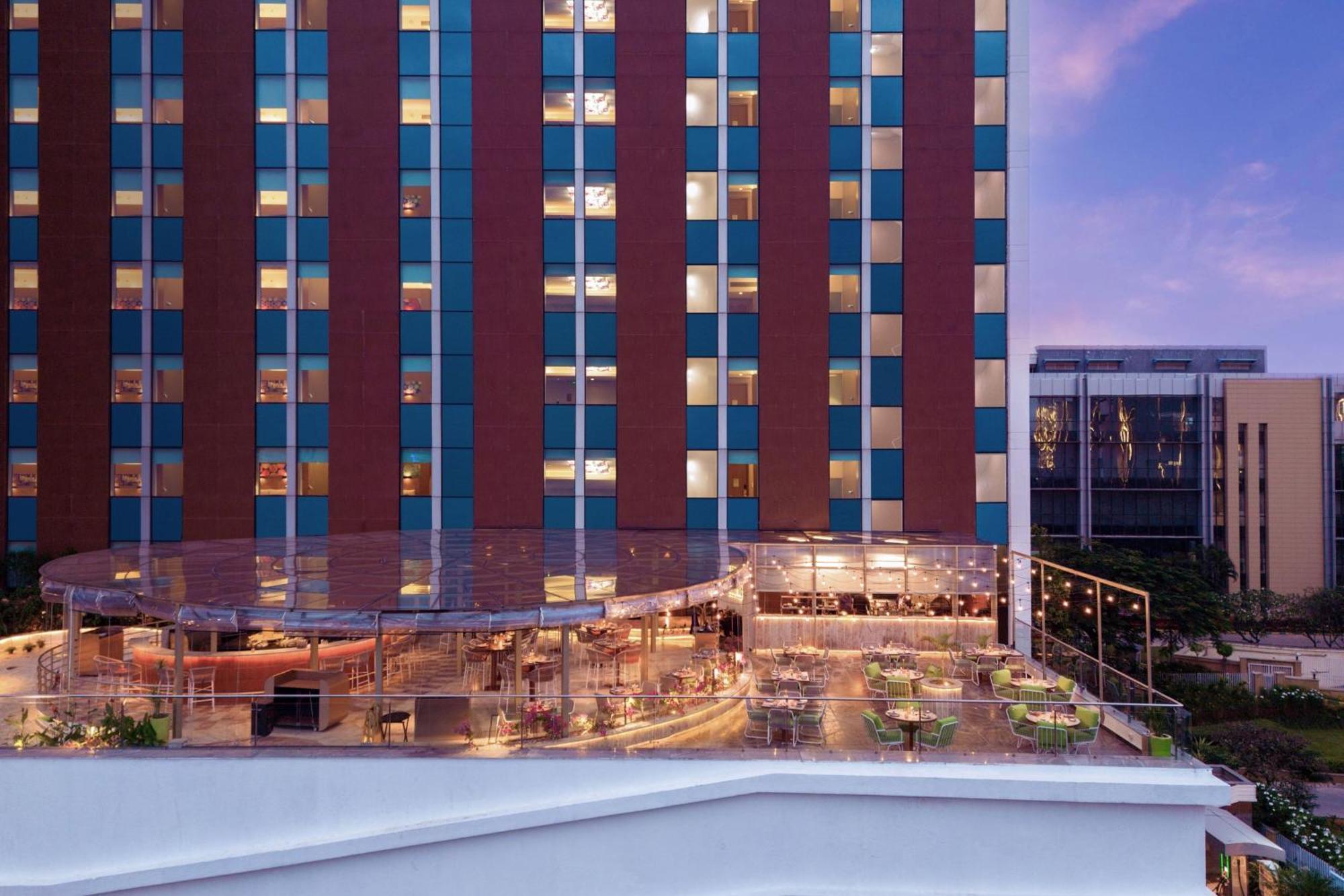 Aloft Bengaluru Outer Ring Road Bangalore Exterior foto