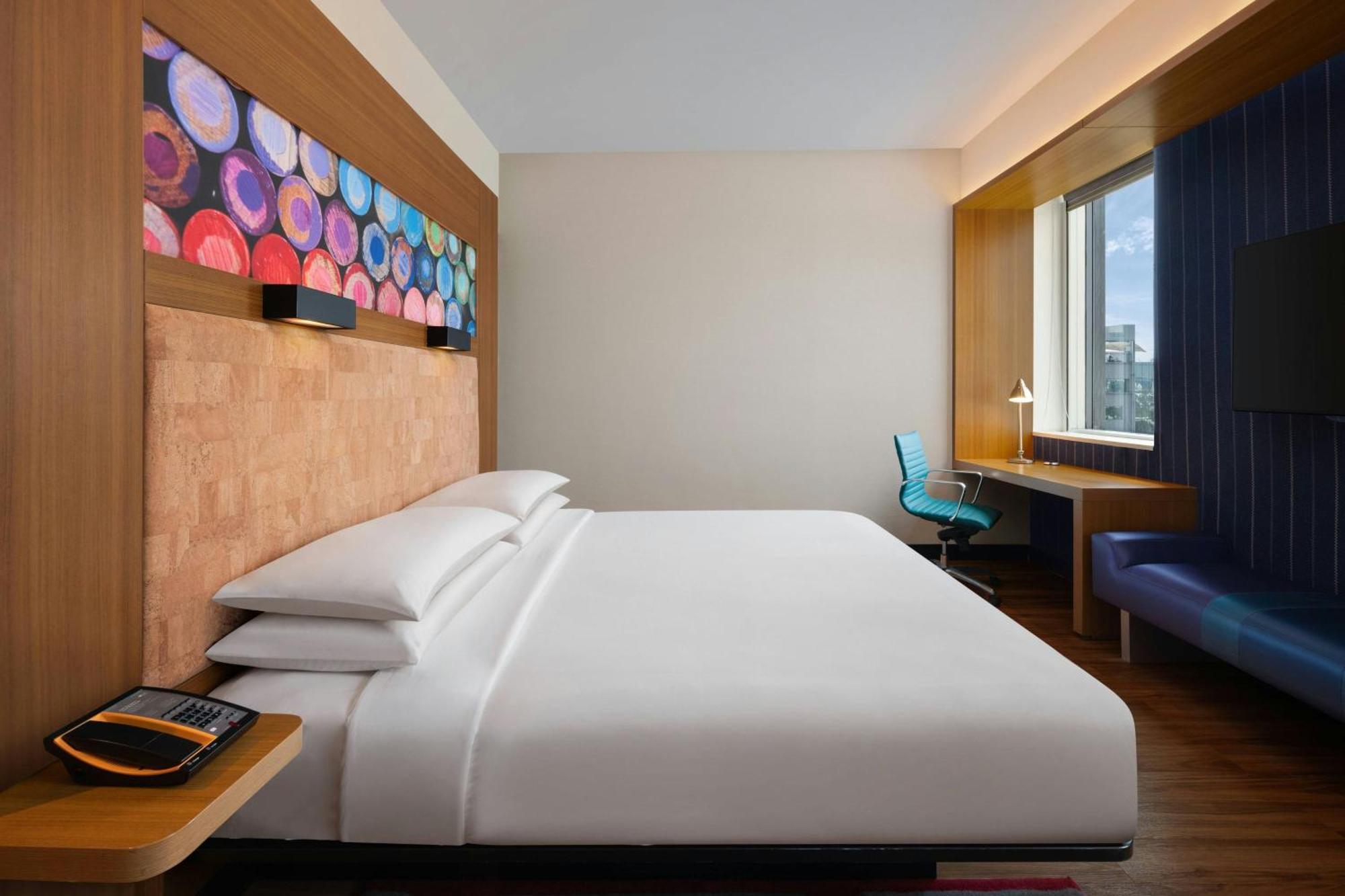 Aloft Bengaluru Outer Ring Road Bangalore Exterior foto