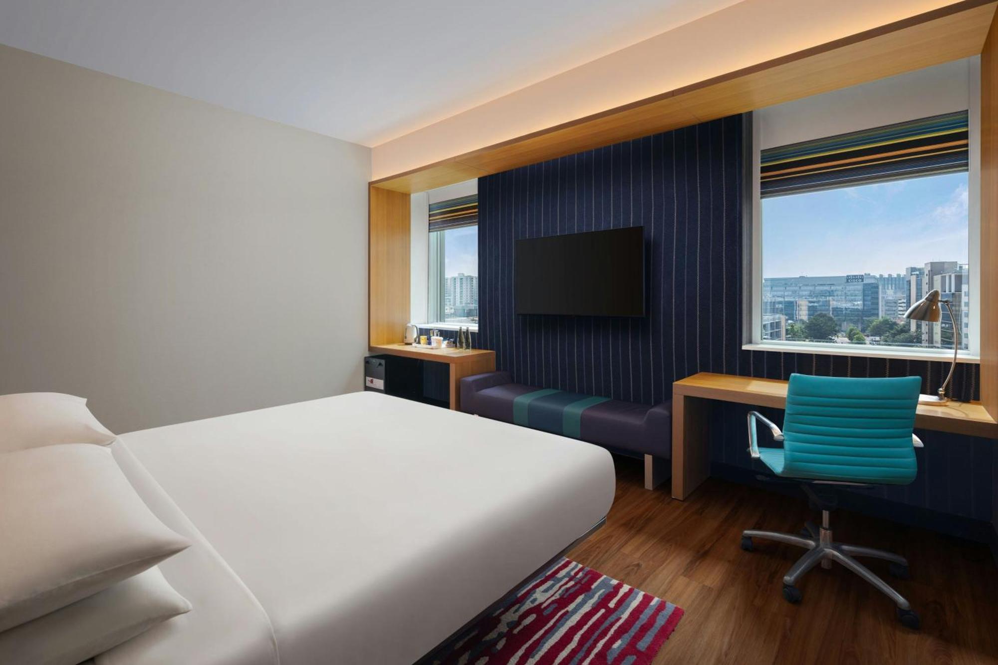 Aloft Bengaluru Outer Ring Road Bangalore Exterior foto