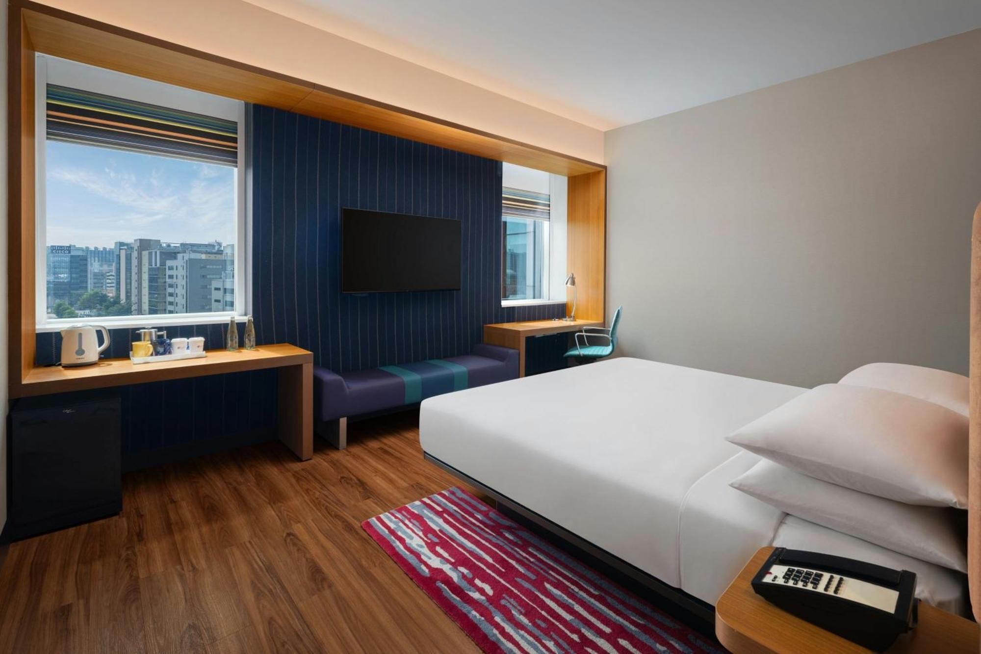 Aloft Bengaluru Outer Ring Road Bangalore Exterior foto